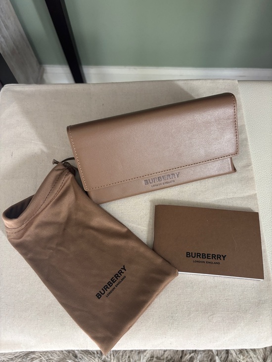 Burberry Brown/Tan Leather sunglasses case new main image 6
